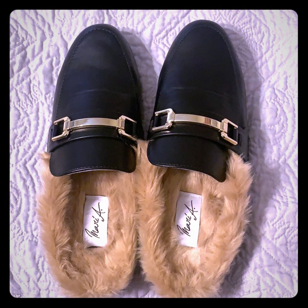 Faux fur/leather mule